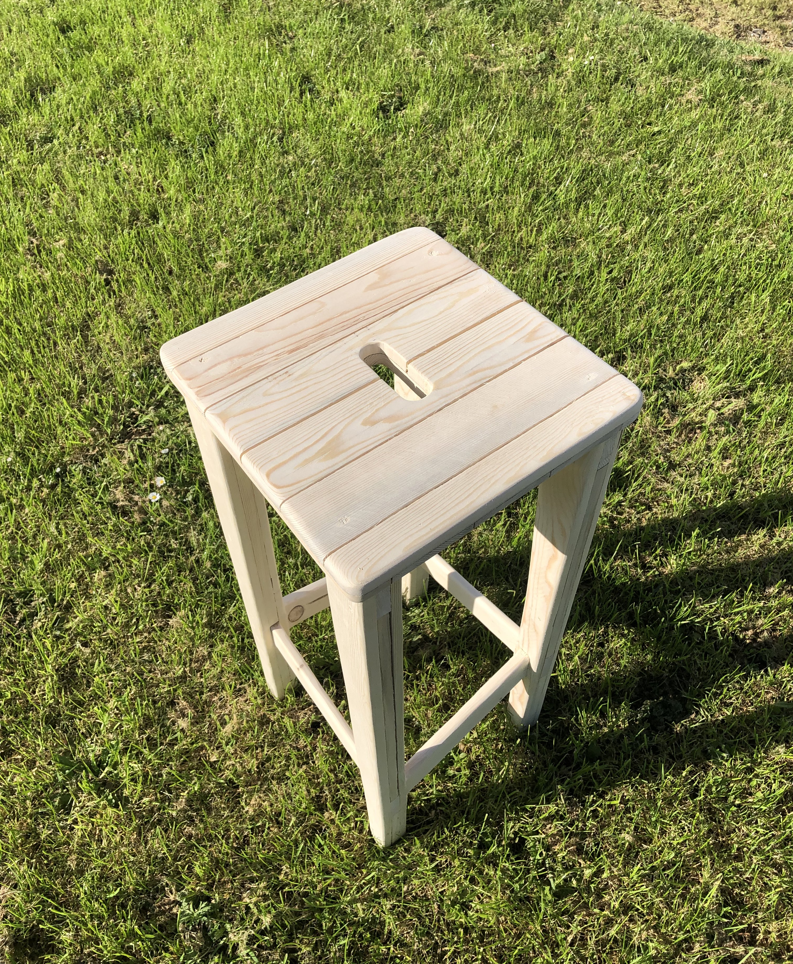 Produit : Tabouret Carré