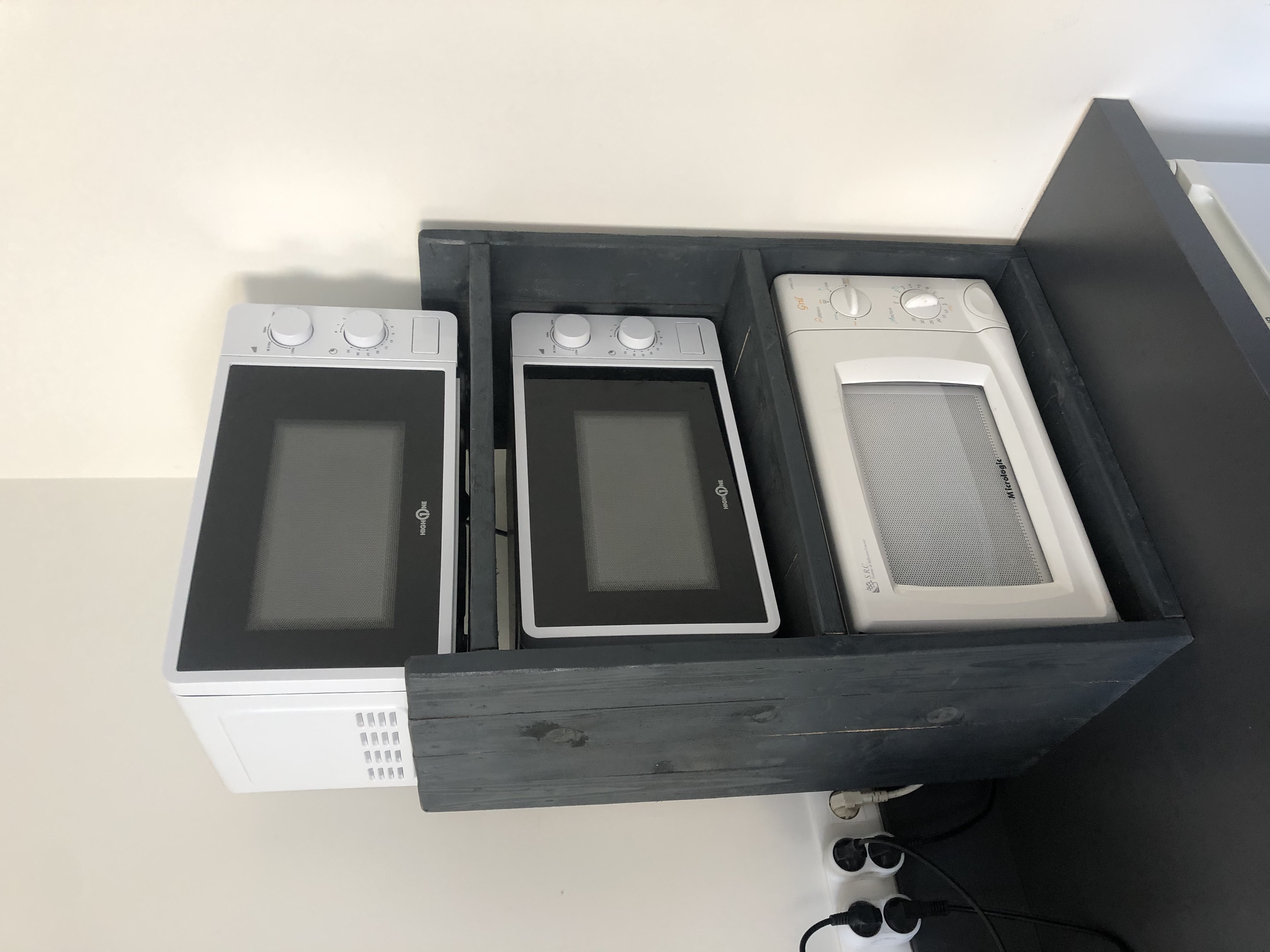 Produit : Meuble Micro-Onde