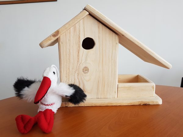Nichoir en bois recyclé pour oiseaux